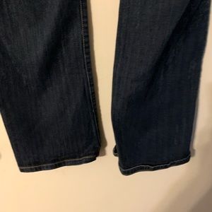 Stretch denim jeans